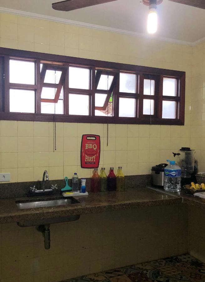 غوارويا Otima Localizacao! Casa Tulipa, Praia De Pernambuco المظهر الخارجي الصورة