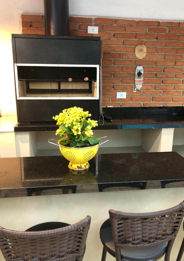 غوارويا Otima Localizacao! Casa Tulipa, Praia De Pernambuco المظهر الخارجي الصورة