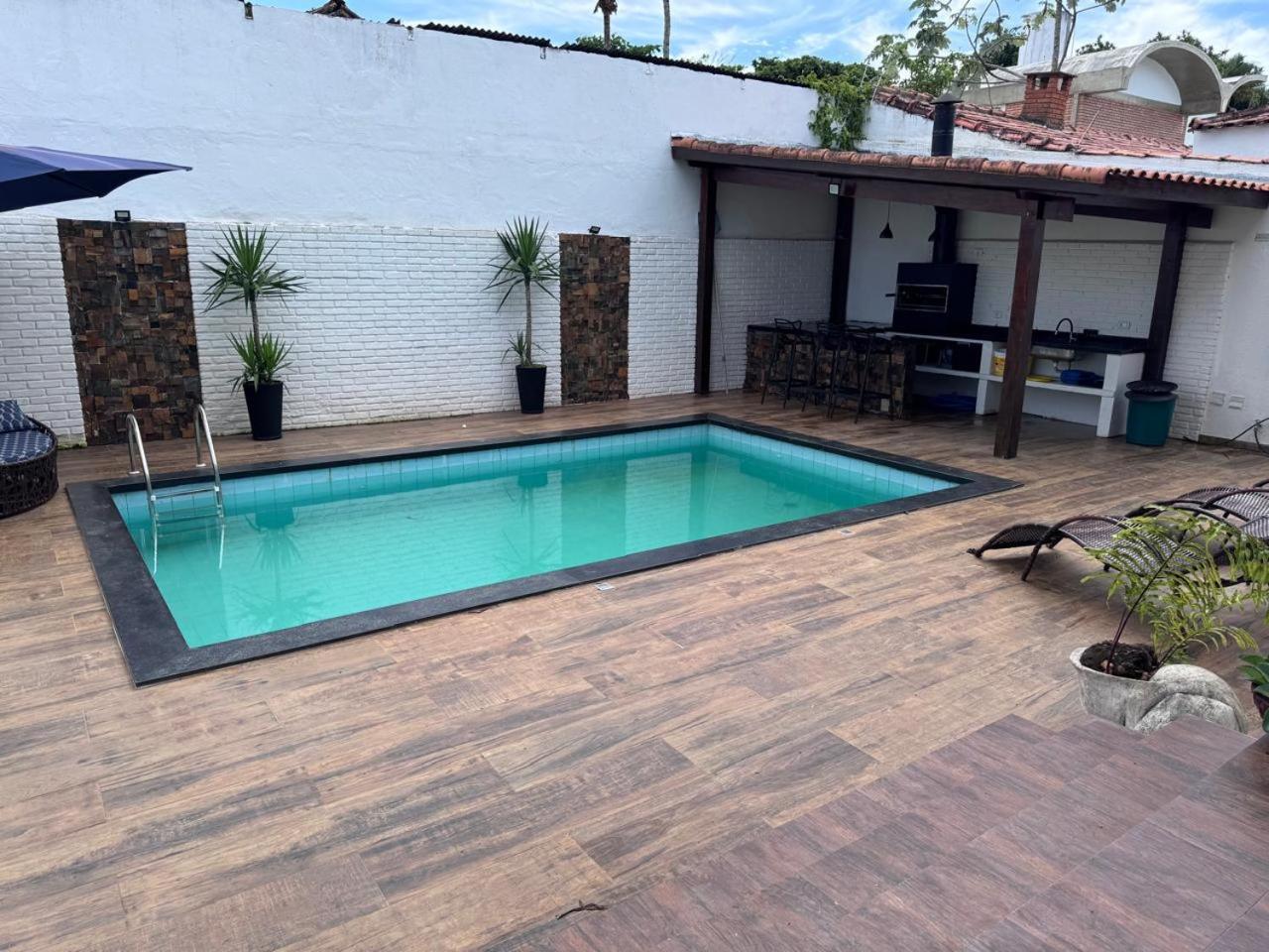غوارويا Otima Localizacao! Casa Tulipa, Praia De Pernambuco المظهر الخارجي الصورة