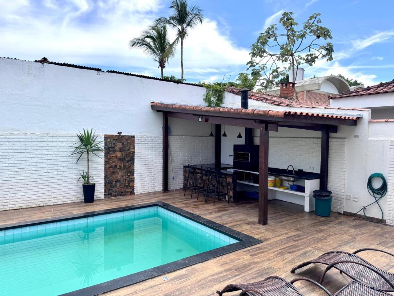 غوارويا Otima Localizacao! Casa Tulipa, Praia De Pernambuco المظهر الخارجي الصورة